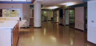 UCC Health Surgical Unit 2 spacious surgical icu design in Cincinnati